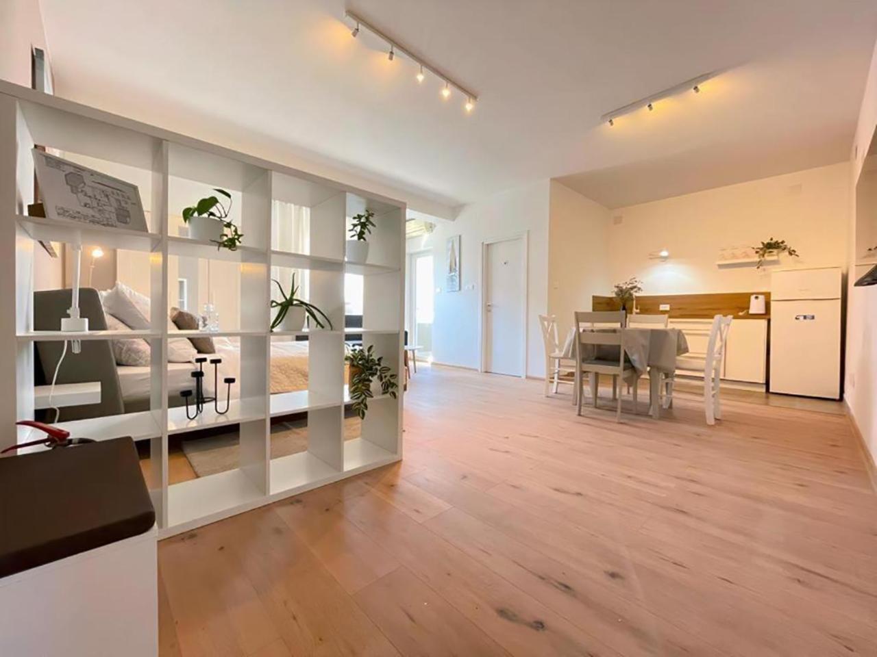 Caramel Comforts In Stinjan Only 800 Meters From The Beach Pula Exterior foto